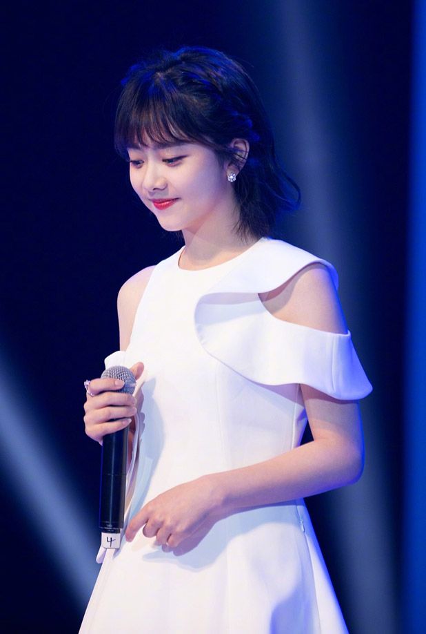 Tan Song Yun celebrates 27th Birthday with fans A Virtual Voyage